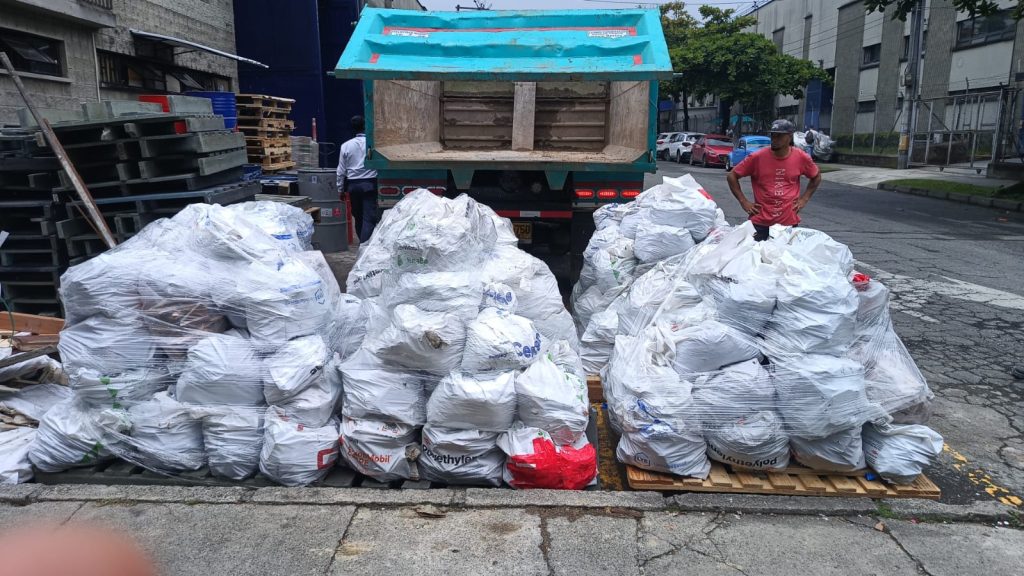 photo-2025-05-08-12-09-11